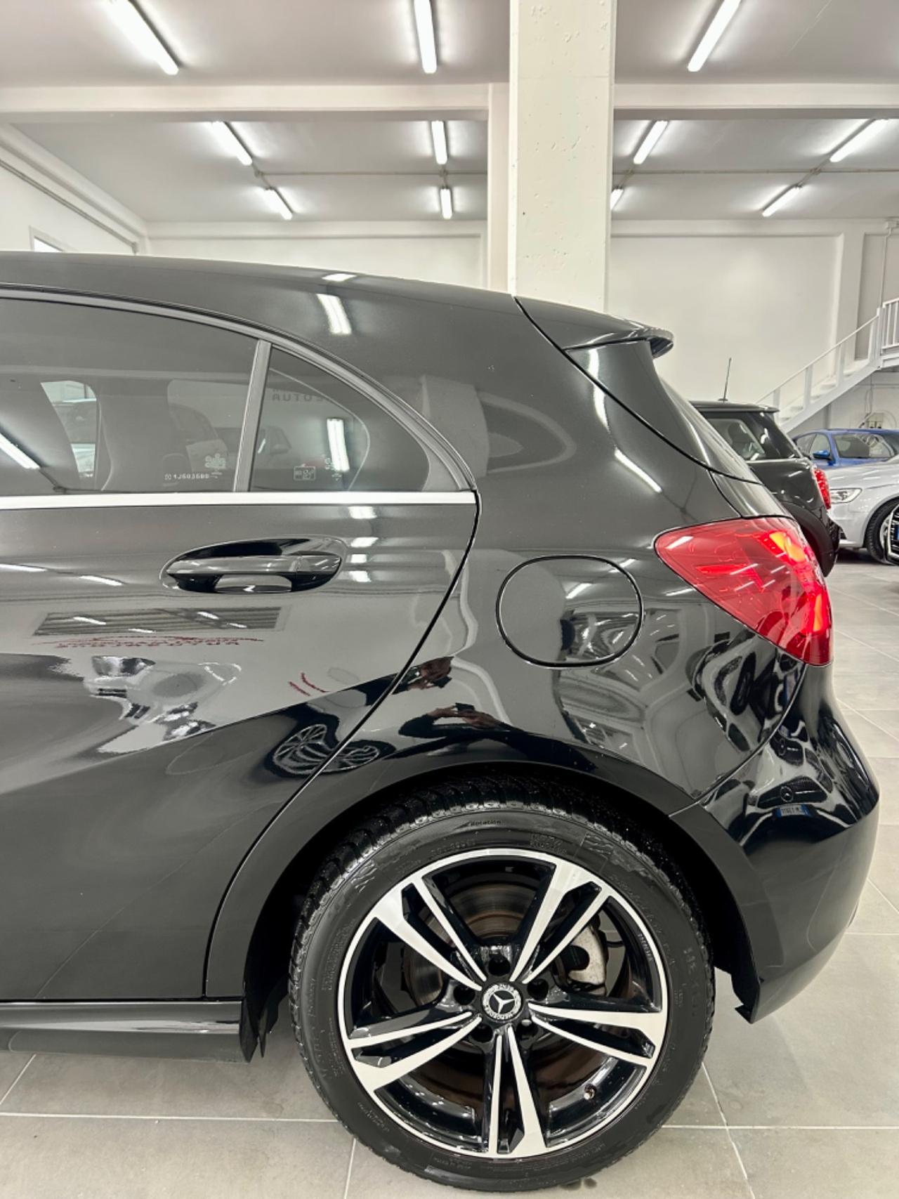 Mercedes-benz CLASSE A 180 d Sport finanziabile