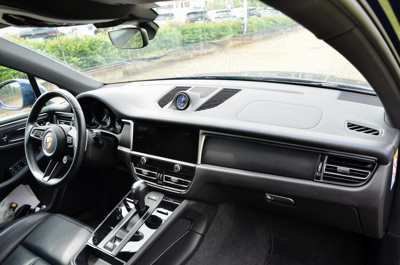 PORSCHE MACAN 2.0 T 265cv PDK, CRONOLOGIA SERVICE PORSCHE, TETTO, SCARICO SPORTIVO, SOSPENSIONI ADATTIVE, FARI PDLS, PERMUTE