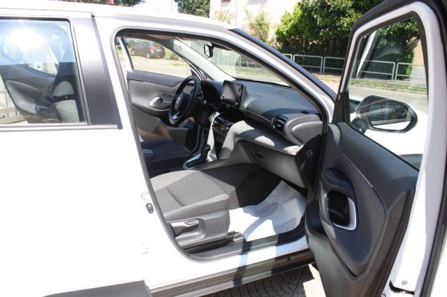 TOYOTA Yaris Cross 1.5 Hybrid 5p. E-CVT Business