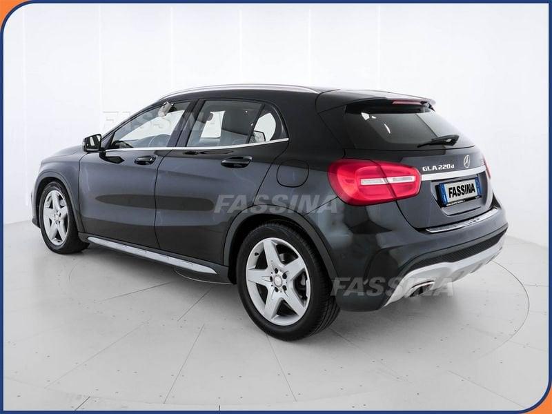 Mercedes-Benz GLA GLA 220 d Automatic Premium