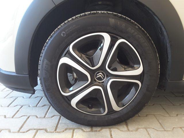 CITROEN C3 1.2 PureTech 110cv Plus *solo 18.100 Km*