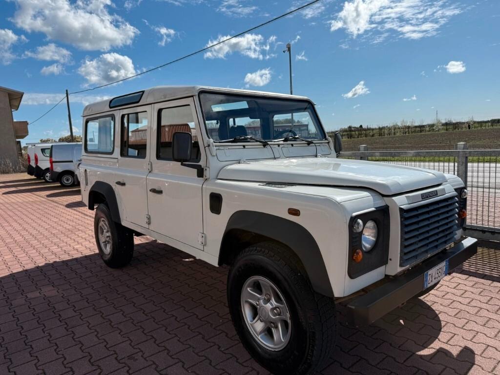 Land Rover Defender 110 2.5 Td5 cat Station Wagon SE