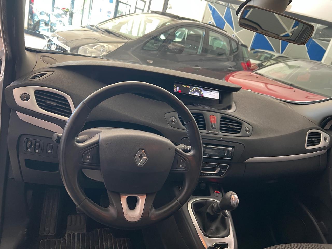 Renault Scénic X-Mod 1.5 dCi 110CV Luxe