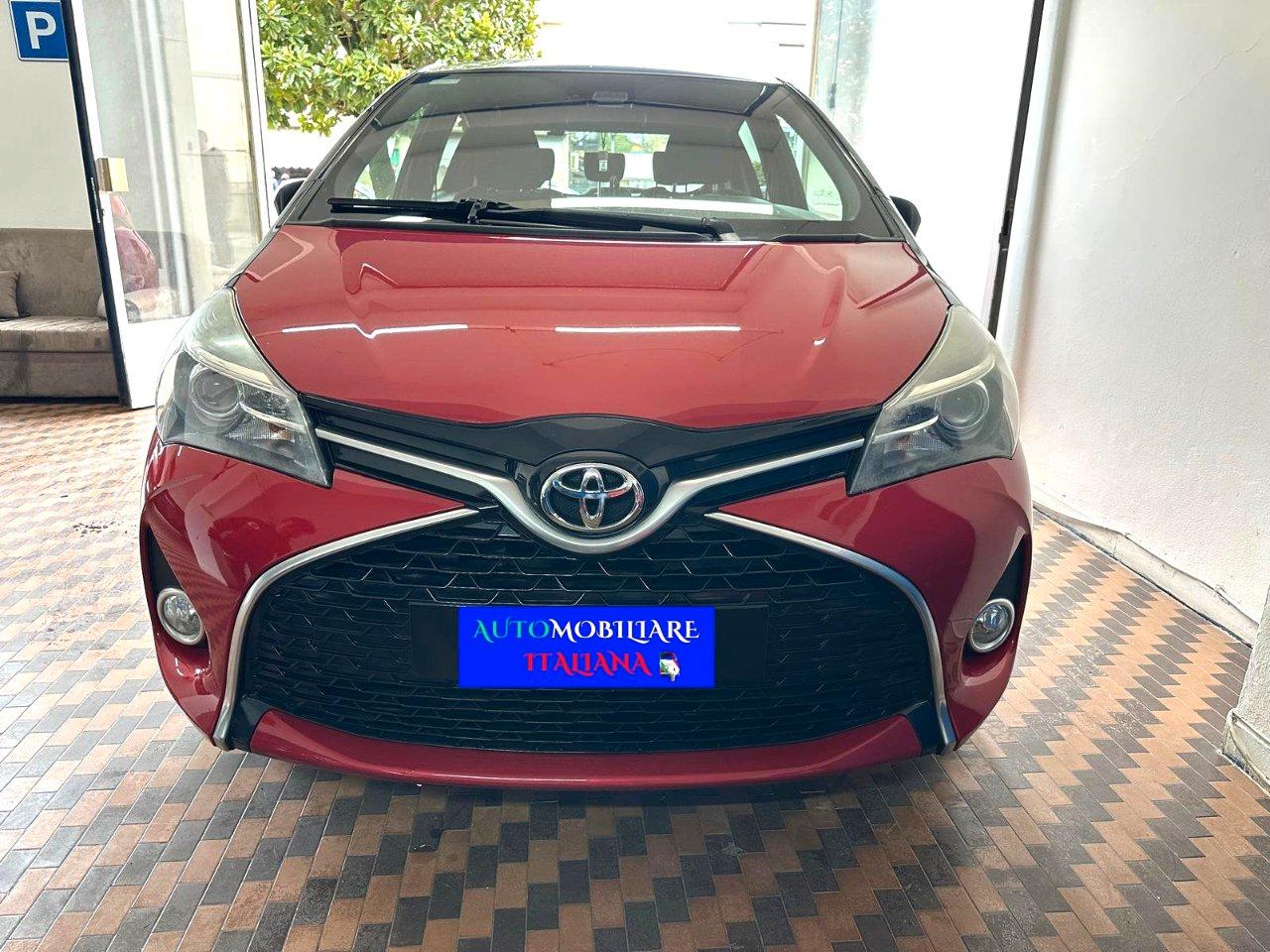 Toyota Yaris 5 Porte Yaris 5p 1.0 Trend Red Edition
