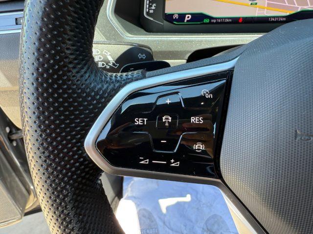 VOLKSWAGEN Tiguan 2.0 TDI DSG R-Line IVA ESPOSTA