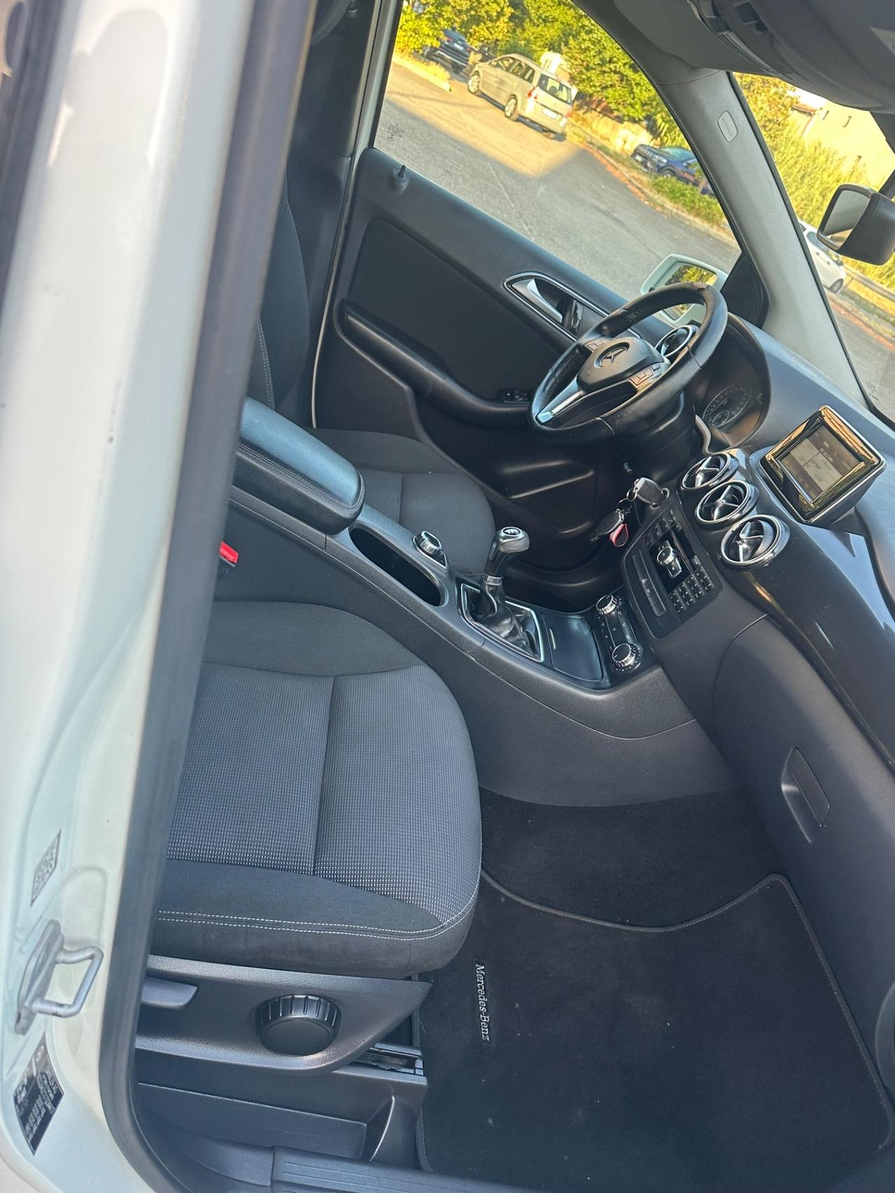 Mercedes-benz B 180 CDI Premium