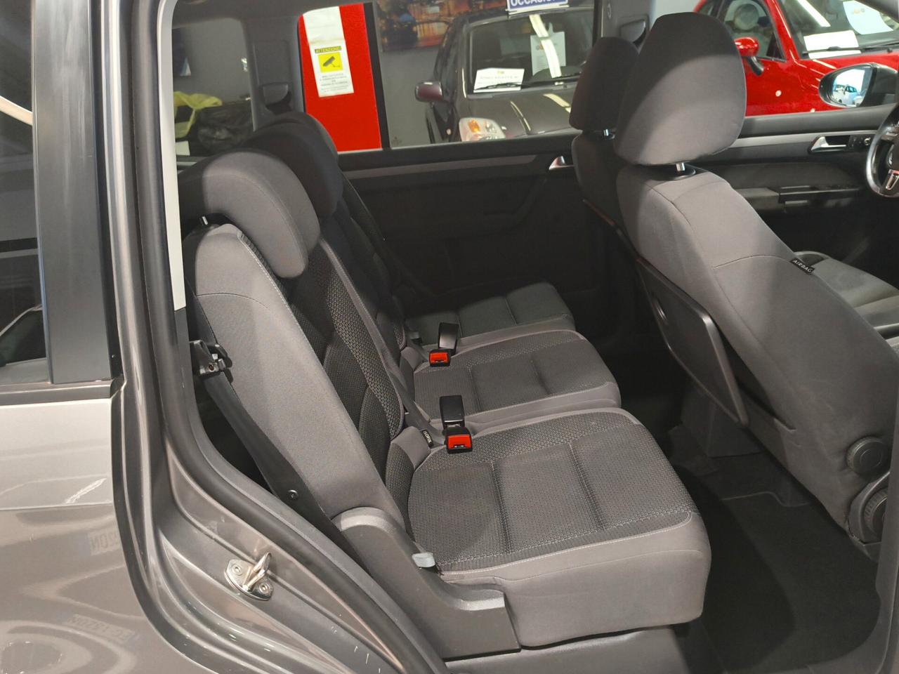 Volkswagen Touran 1.6 TDI DSG Comfortline 7 posti
