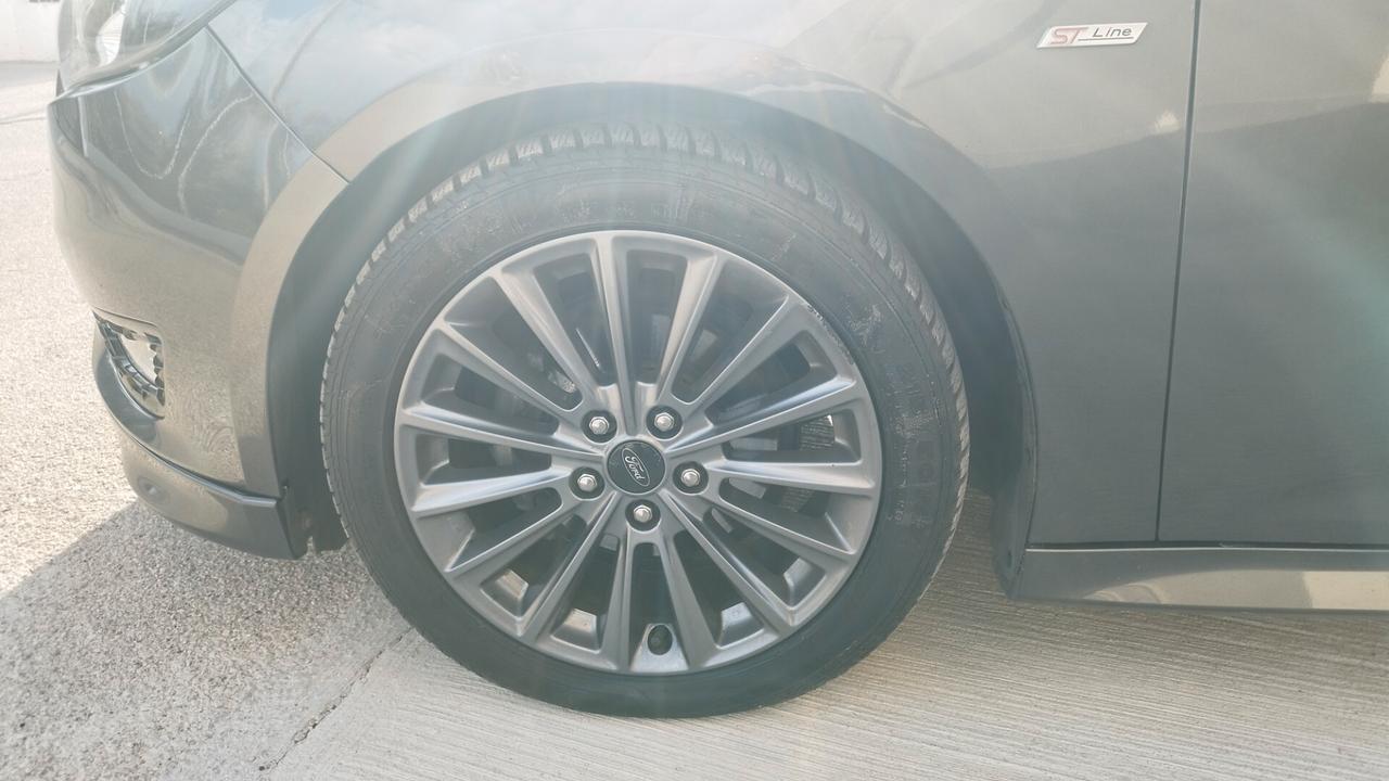 Ford Focus 1.5 TDCi 120 CV Start&Stop Powershift ST Line