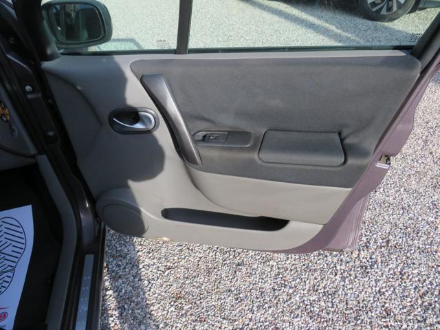 RENAULT Scenic 1.5 dCi/100CV Confort Dynamique