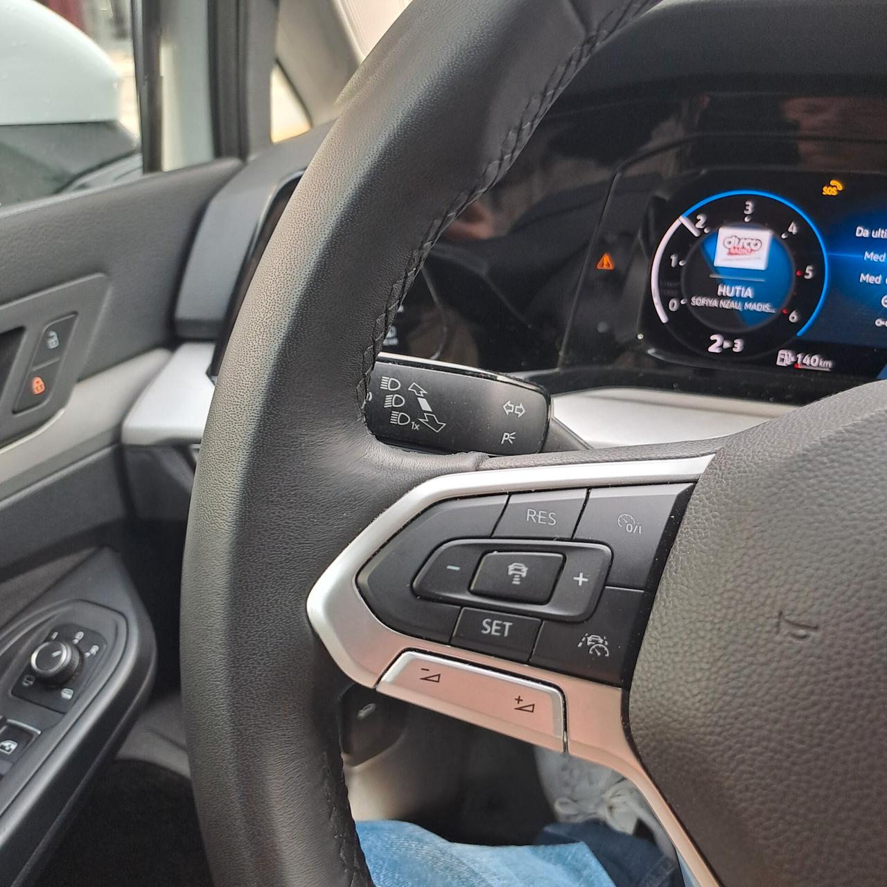 VW GOLF 8- 2.0 TDI - FULL OPT -NEOPATENTATI