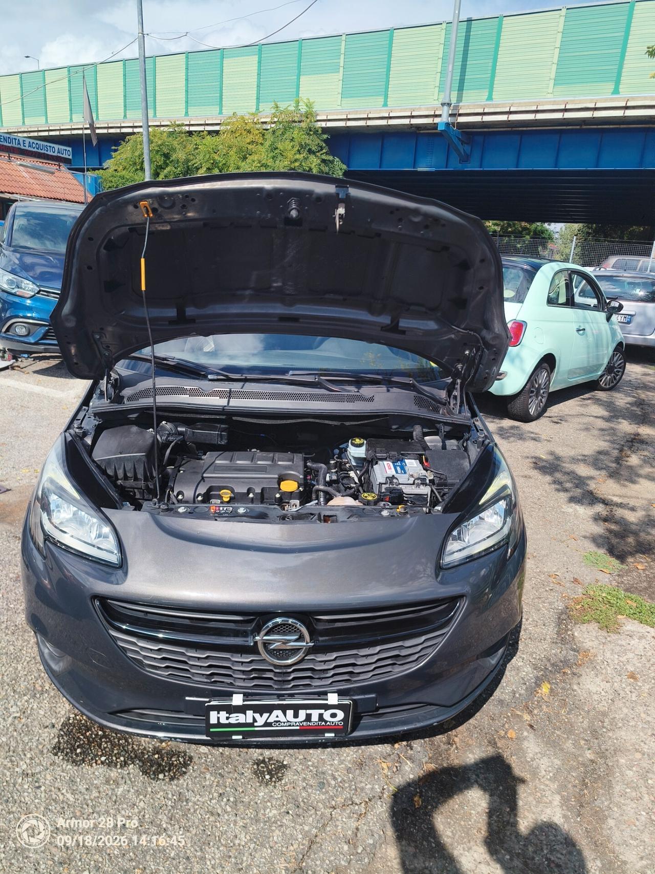 Opel Corsa 1.2 5 porte b-Color