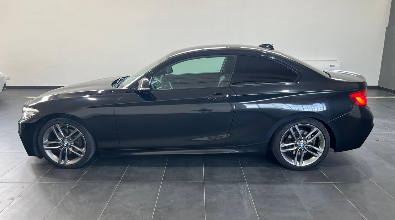 Bmw 220i Coupé Msport - 2017