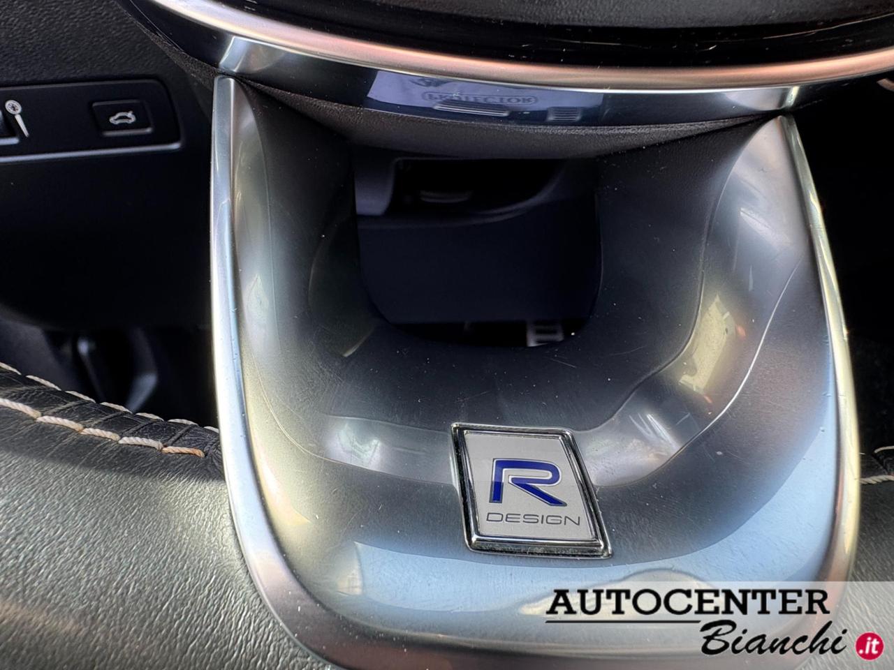 Volvo XC40 2.0 d3 R-design awd auto my21