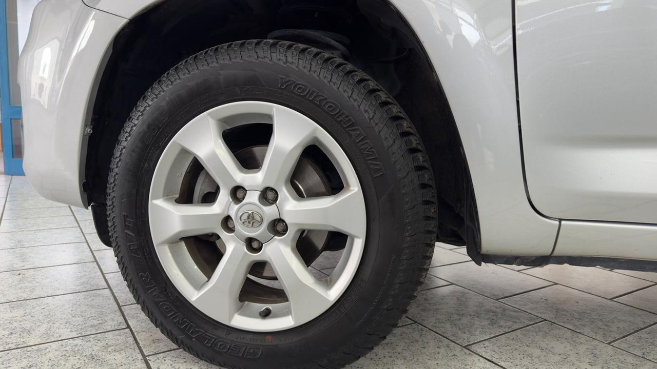 Toyota RAV 4 RAV4 2.2 D-4D 150 CV DPF Exclusive