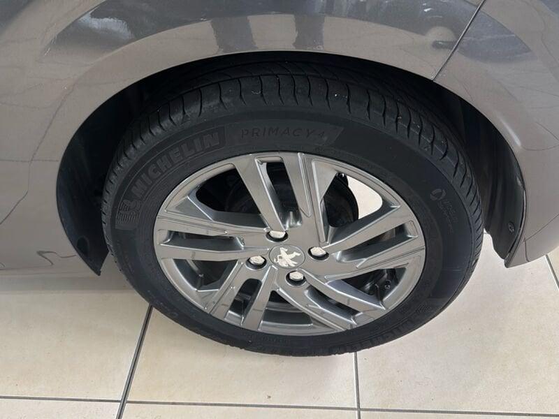 Peugeot 208 Active Pack PureTech 75 S/S