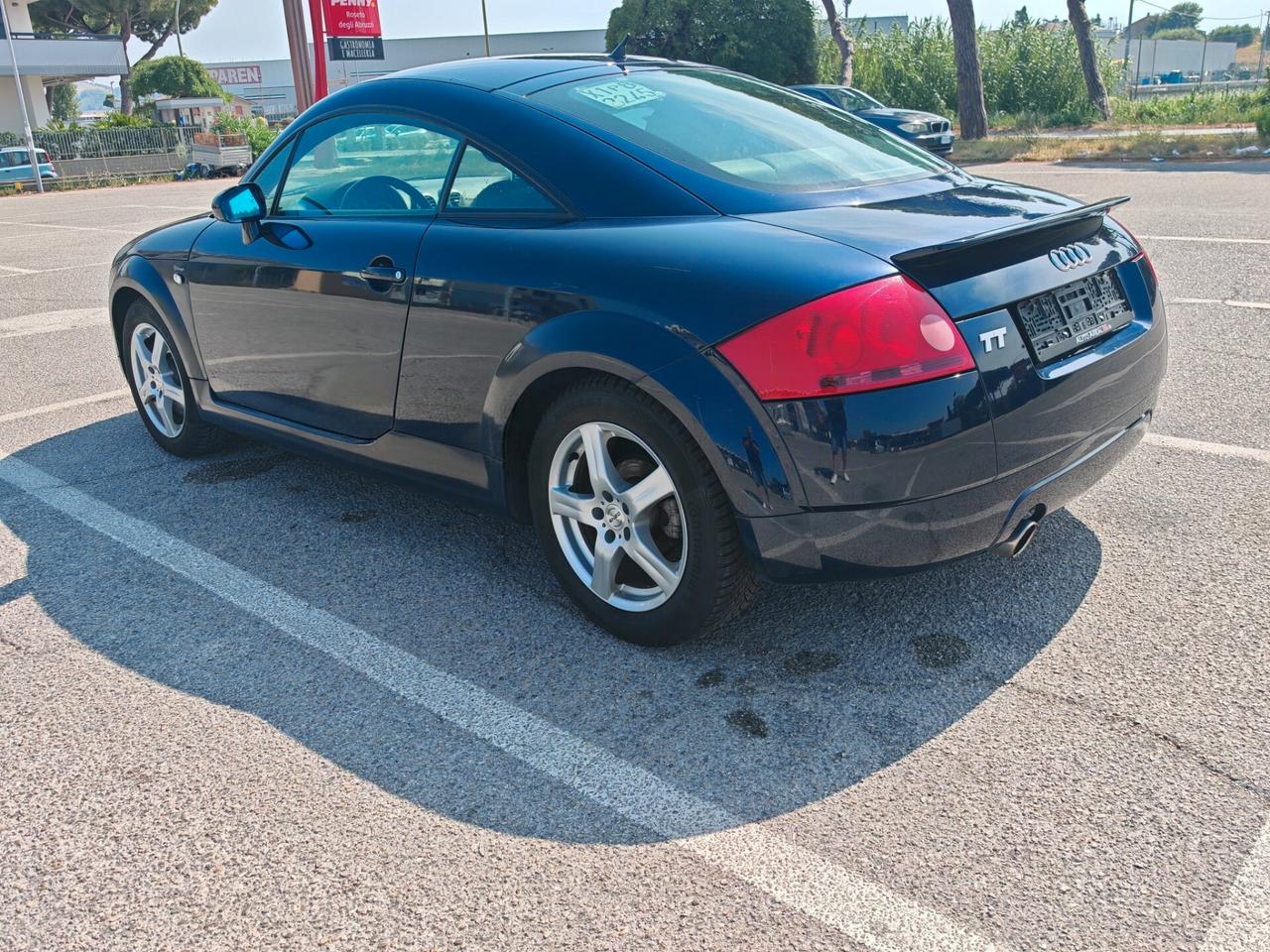 Audi TT 1.8 20V 180CV CUPÈ .