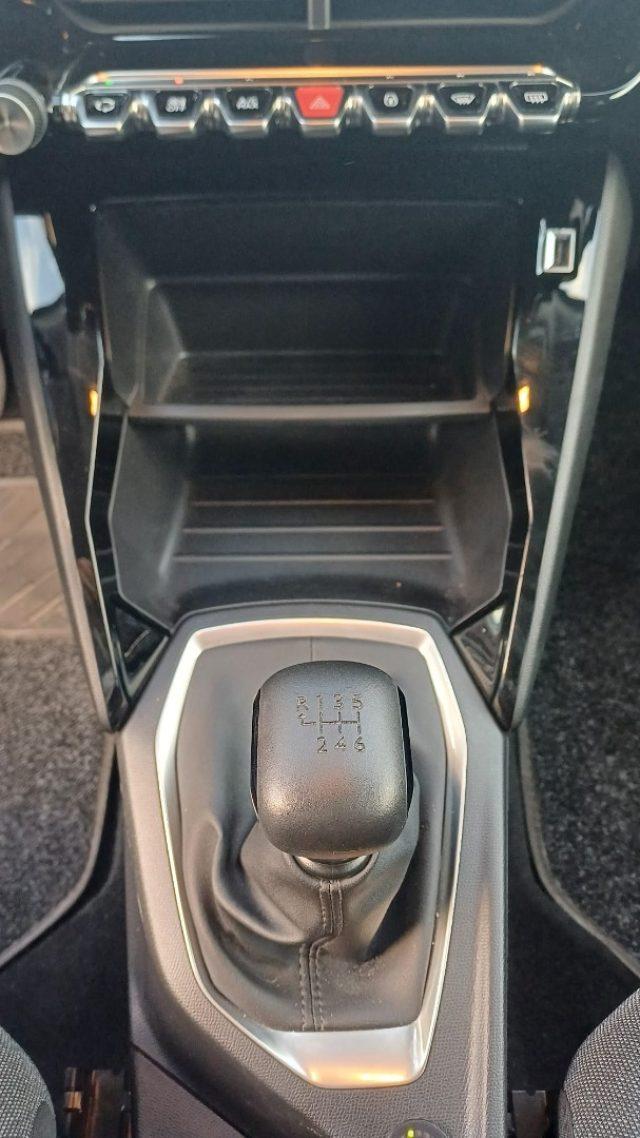 PEUGEOT 2008 1.2 PureTech 130 S&S Active