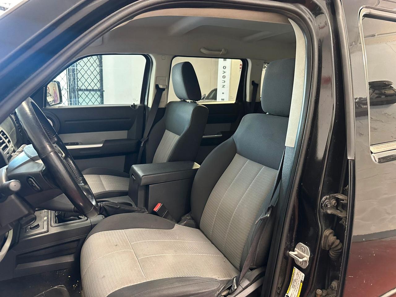Dodge Nitro 2.8 CRD DPF SXT 4WD Street Edition