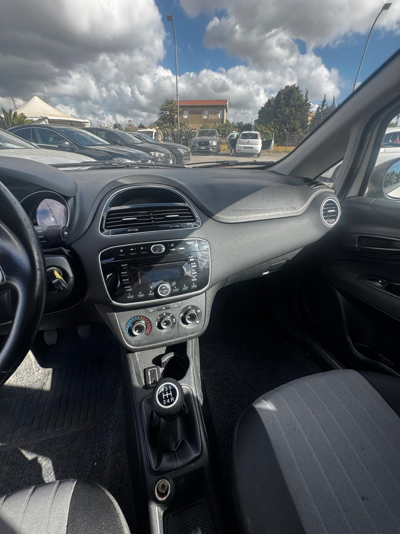 Fiat Punto 1.3 MJT II S&S 95 CV 5 porte Street