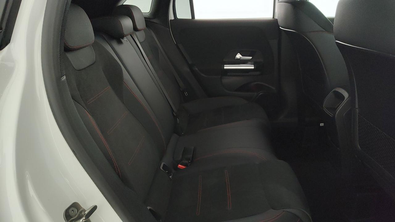 Mercedes-Benz GLA-H247 2023 - GLA 200 d AMG Line Premium 4matic auto