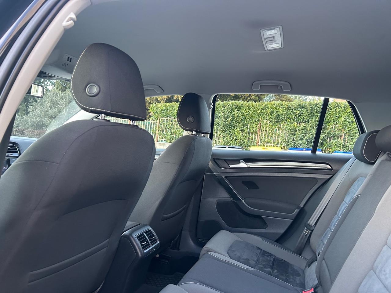 Volkswagen Golf 2.0 TDI 5p. Highline BlueMotion Technology