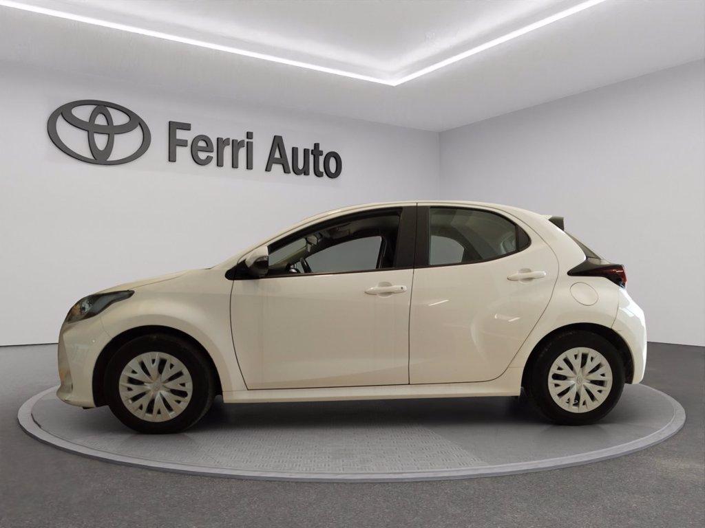 TOYOTA Yaris 1.5h active del 2023