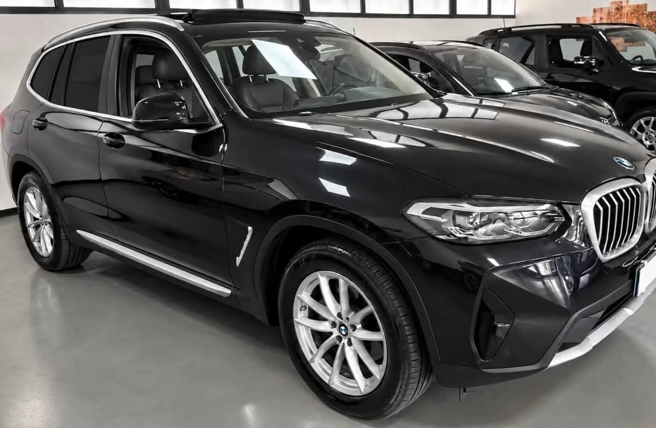 Bmw X3 xDrive20d 48V 4x4 con tetto panoramico
