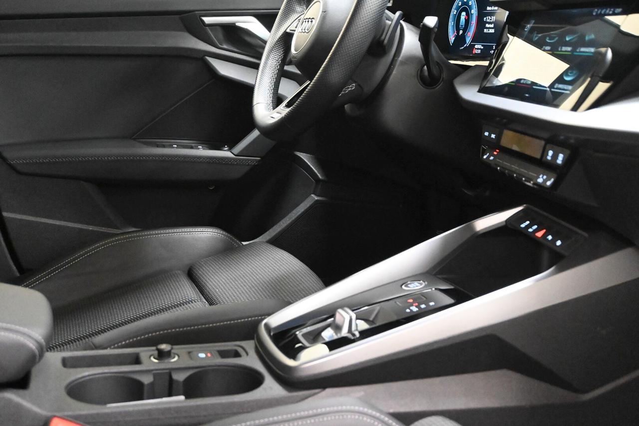 AUDI A3 4ª serie A3 SPB 35 TFSI S tronic S lin...
