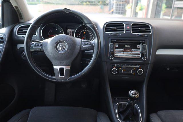 VOLKSWAGEN Golf VI 1.6 TDI 5Porte Highline 17" Cruise SensoriPark