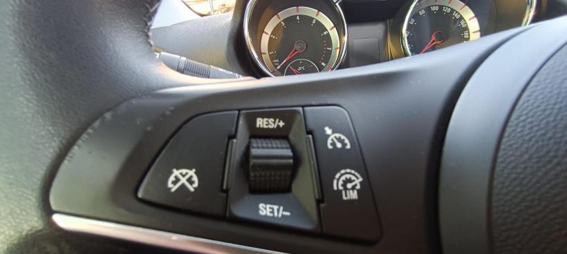 Opel Adam 1.2 Glam 70cv my18.5