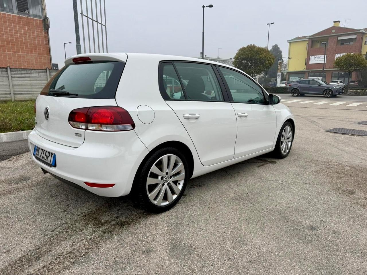 Volkswagen Golf 2.0 TDI 110CV DPF 5p. Highline