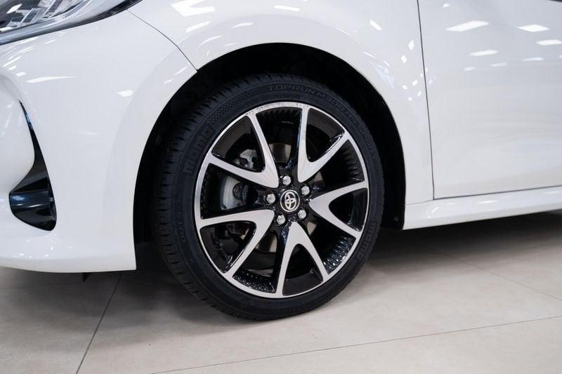 Toyota Yaris 1.5h Lounge