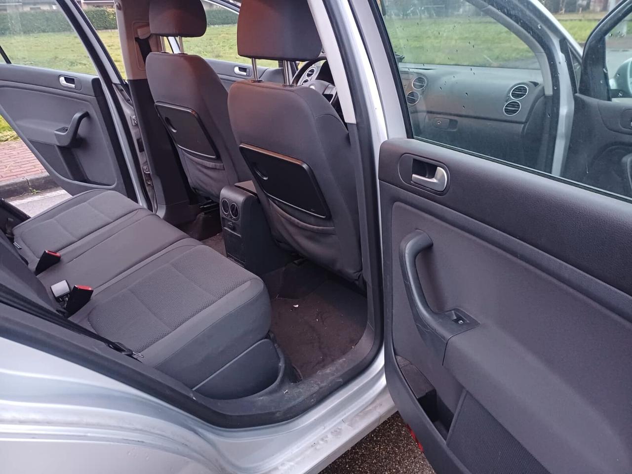 Volkswagen Golf Plus 1.6 16V FSI Sportline