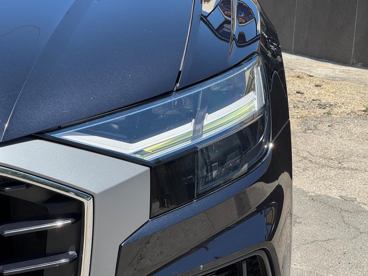 AUDI Q8 50 TDI 286 CV S-LINE SEDILI GUSCIO FULL