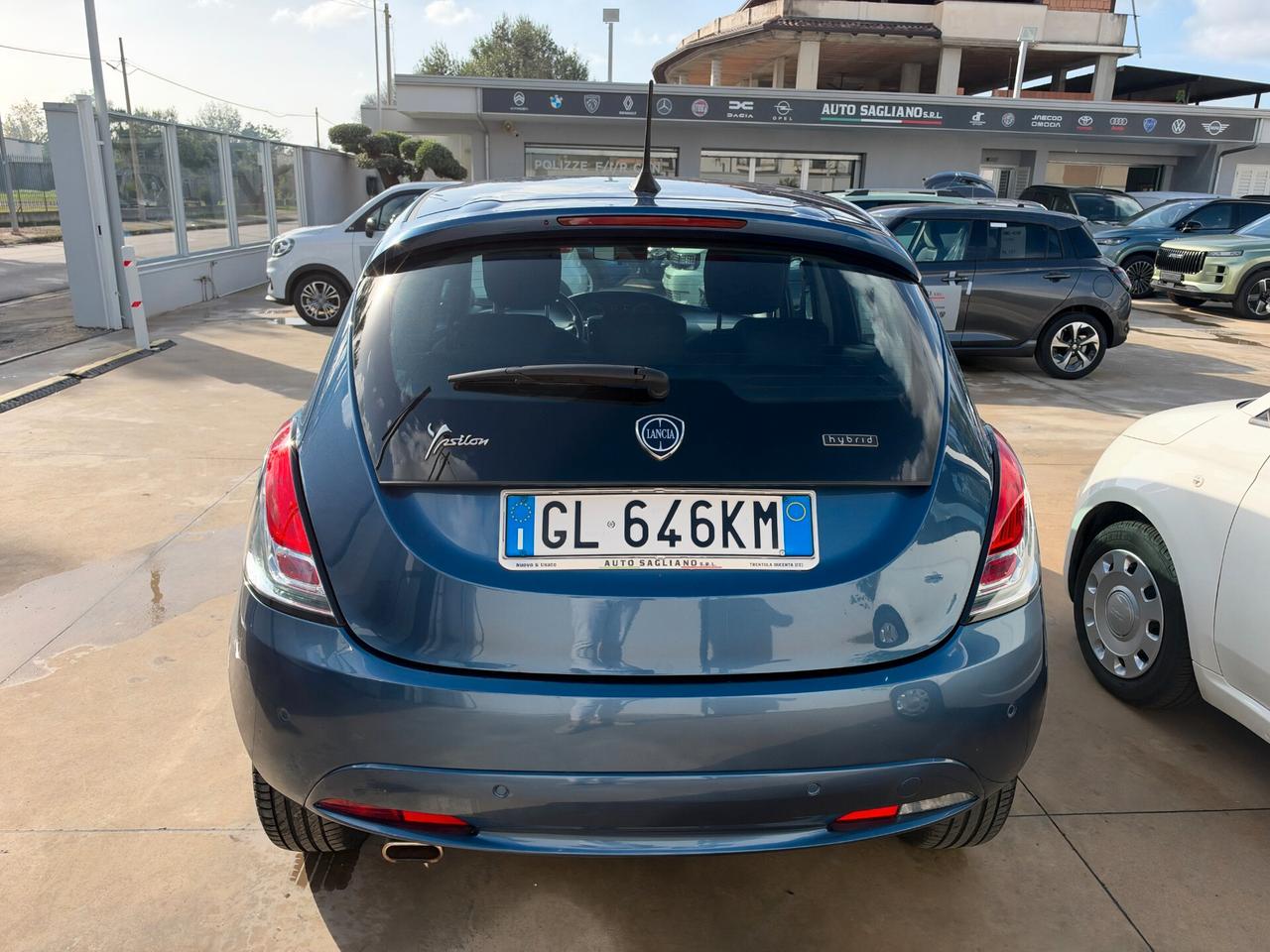 Lancia Ypsilon 1.0 FireFly 5 porte S&S Hybrid Gold