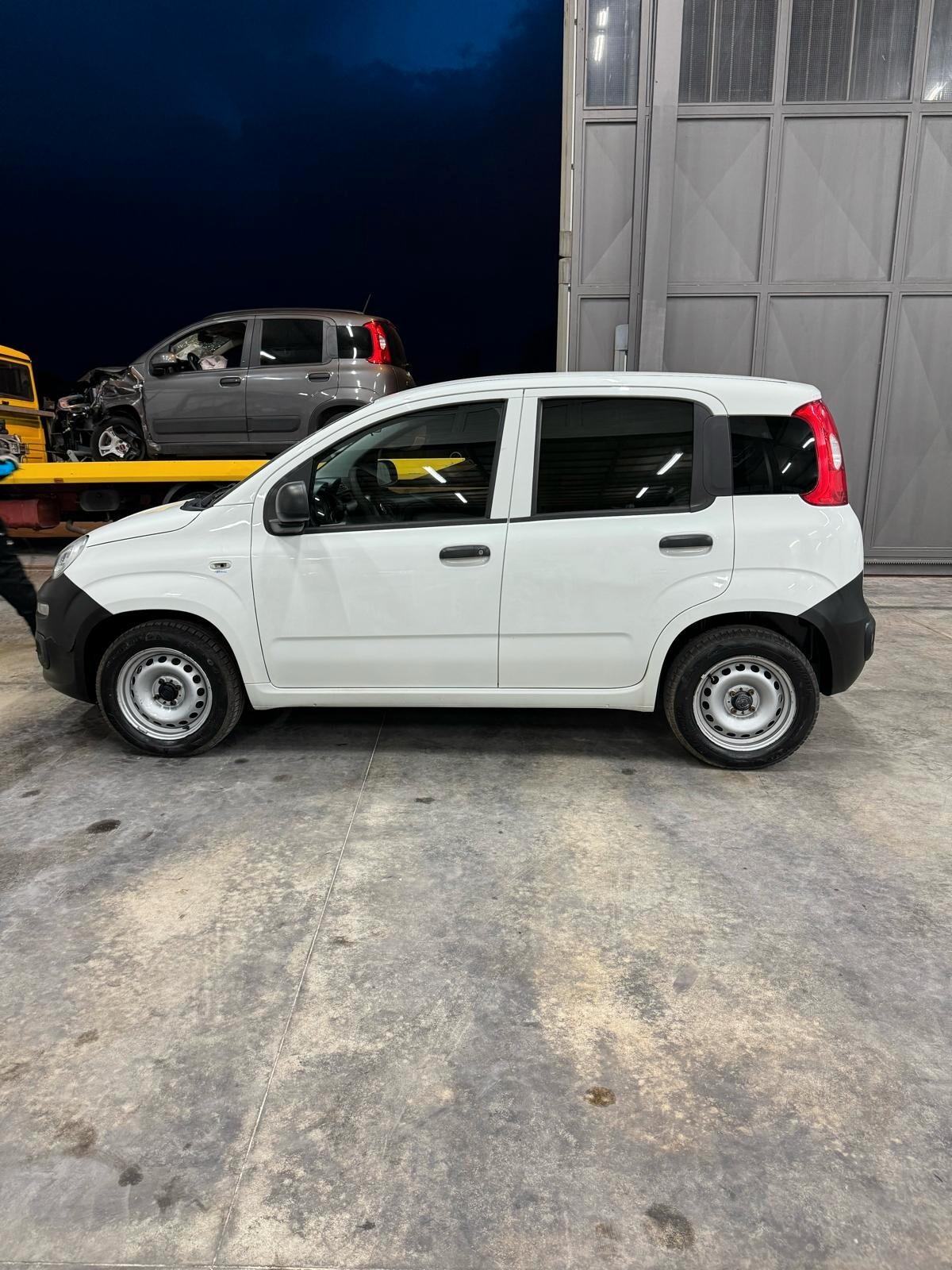 Fiat Panda 1.3 MJT 95 CV S&S Lounge VAN 06/2019