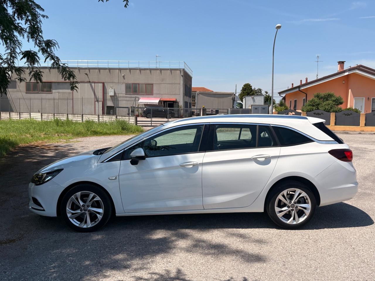 Opel Astra 1.6 CDTi 110CV Start&Stop Sports Tourer Business