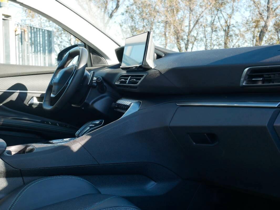 Peugeot 5008 1.5 bluehdi Allure s&s 130cv eat8