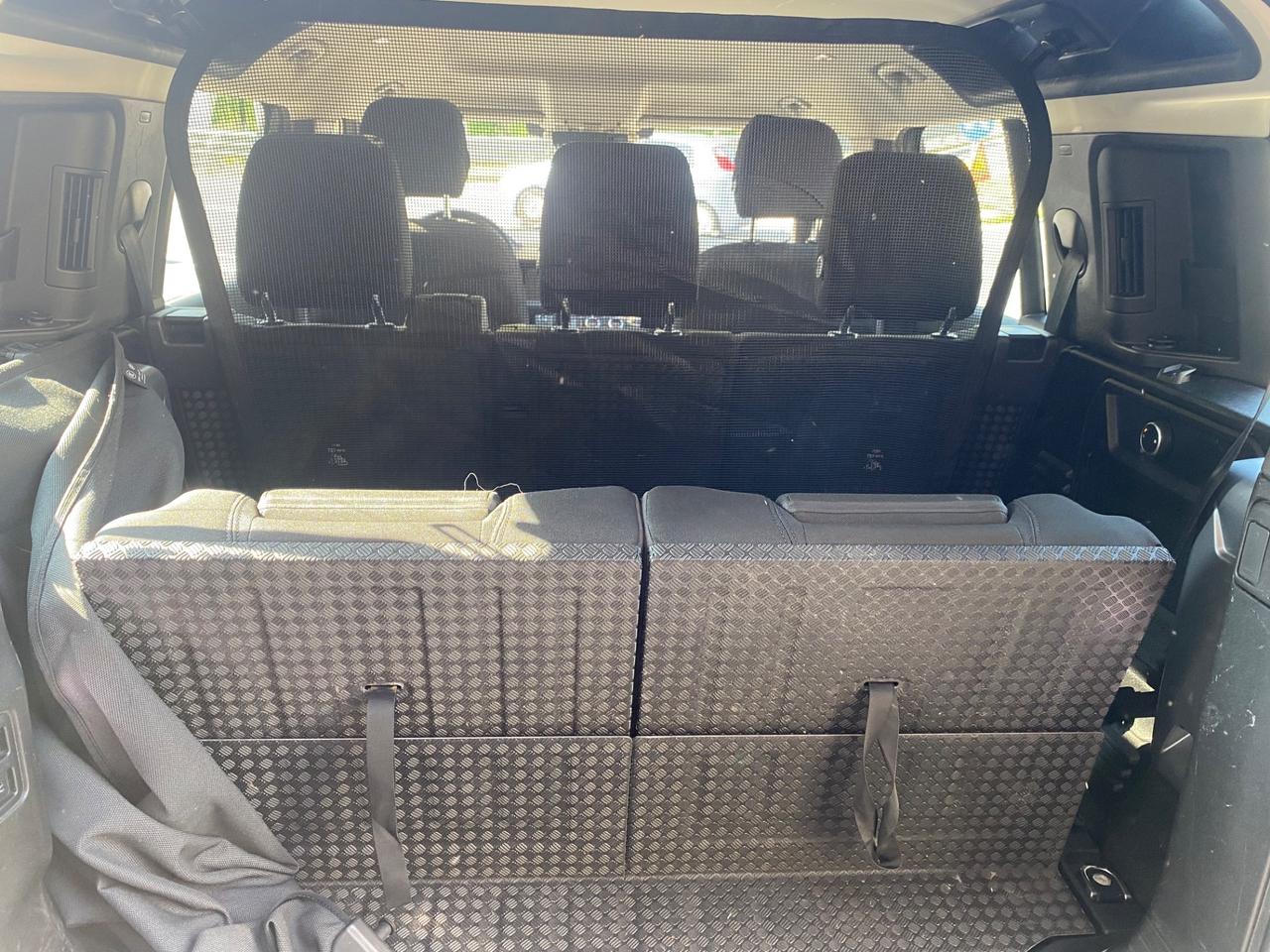 Land Rover Defender 110 2.0 SD4 AWD Auto 7 POSTI