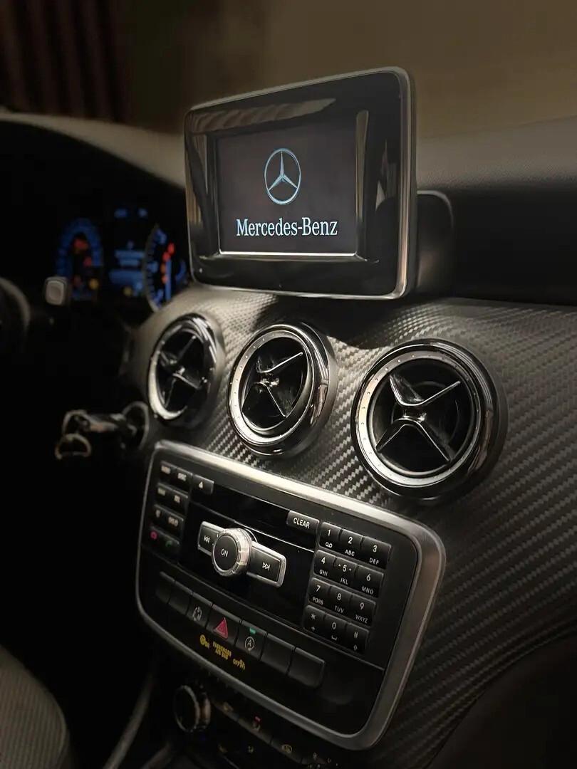 Mercedes-Benz GLA 180 SPORT ADVANCE PERFECT PARI AL NUOVO