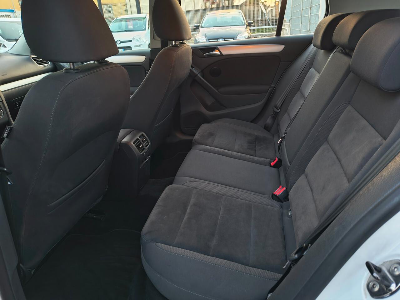 VOLKSWAGEN GOLF 1.6 DIESEL INTROVABILE SOLO 85.000 KM