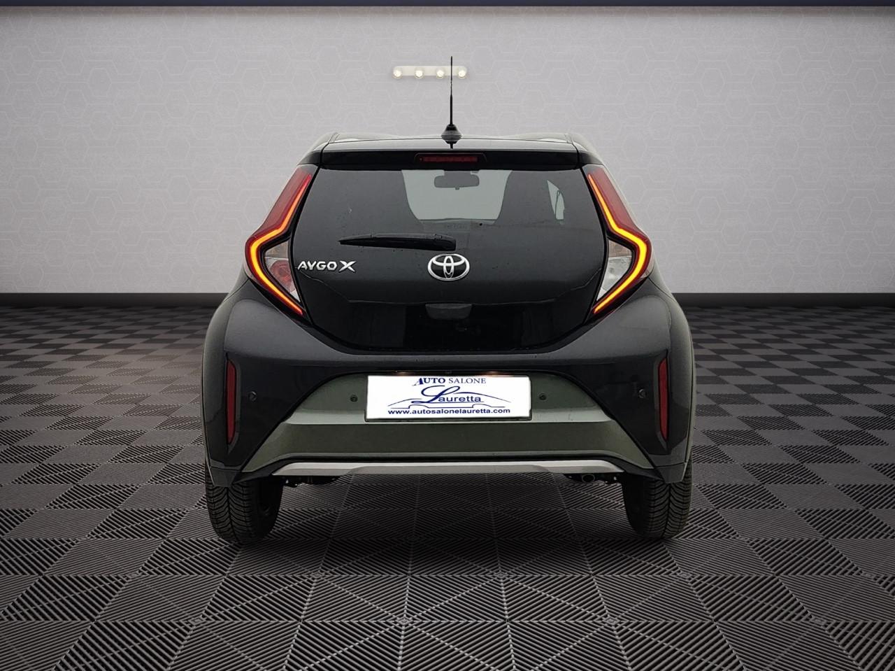 Toyota Aygo X 1.0 VVT-I 72 CV 5 PORTE LOUNGE