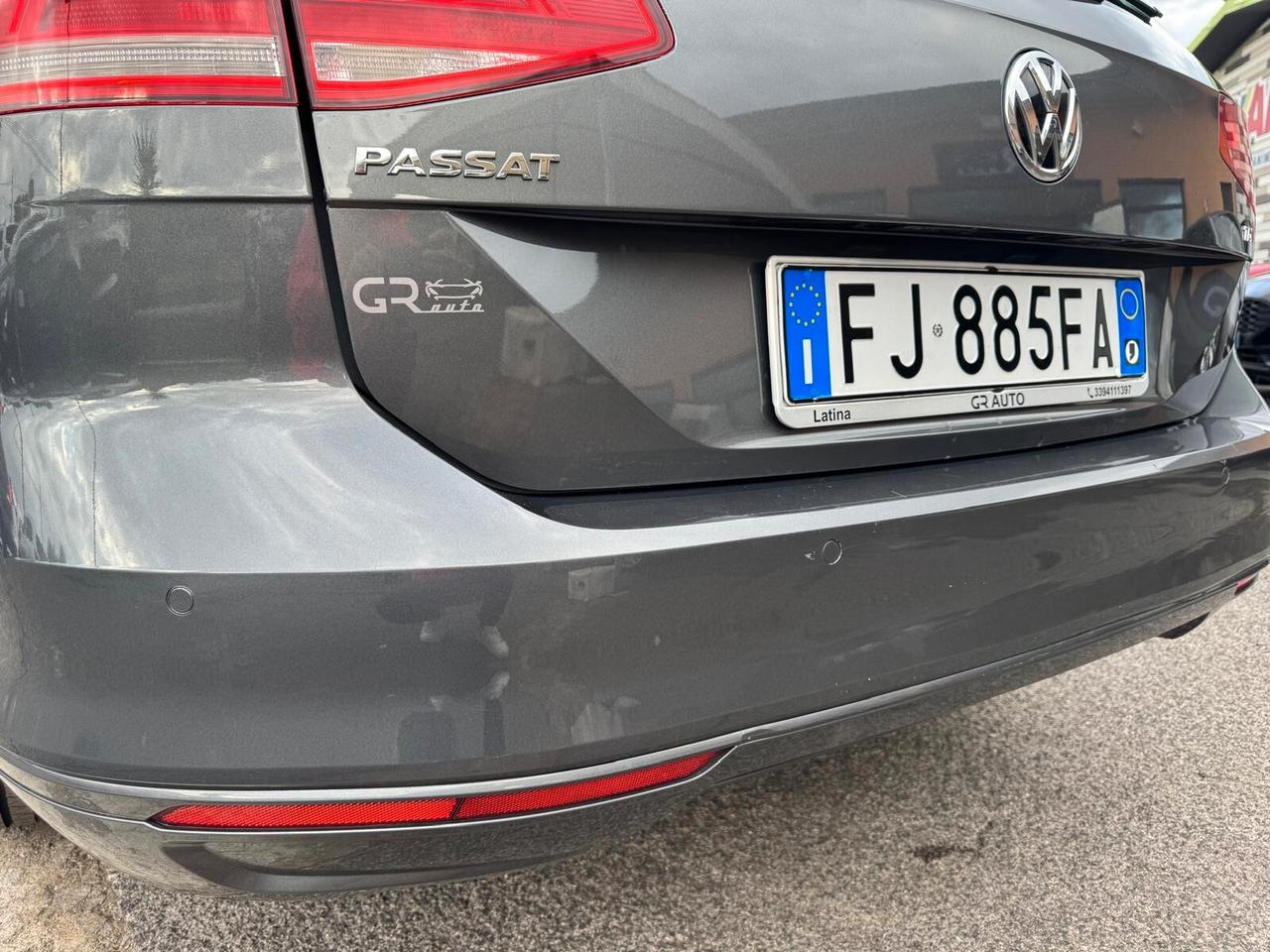 Volkswagen Passat VARIANT 1.6 TDI SCR DSG COMFORTLINE BMT 2017