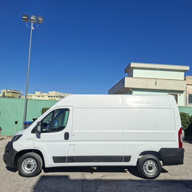 FIAT DUCATO 33 MH2 2.3MJ FURG.P. MEDIO T.ALTO 3 P.2020