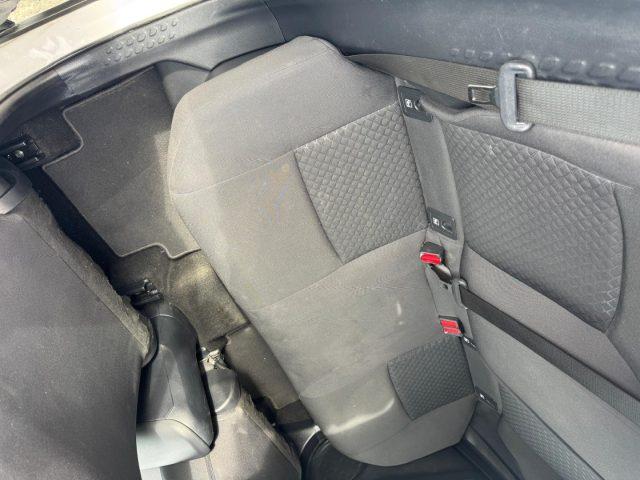 TOYOTA C-HR 1.8 Hybrid E-CVT Business