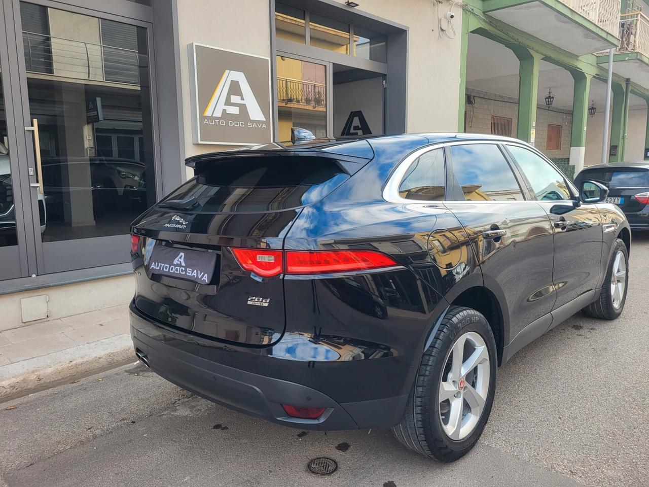 Jaguar F-Pace 2.0 D 180 CV AWD aut. Prestige