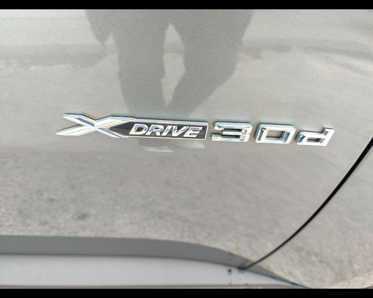 BMW X6 (E71/72) - X6 xDrive30d Attiva