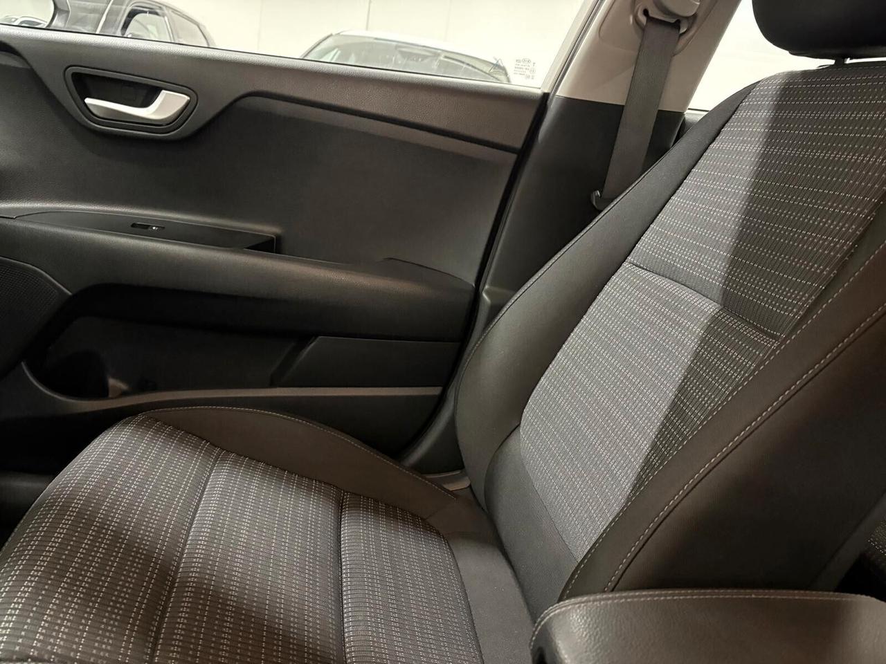 Kia Stonic STYLE 1.0 T-GDi MHEV iMT UNICO PR.