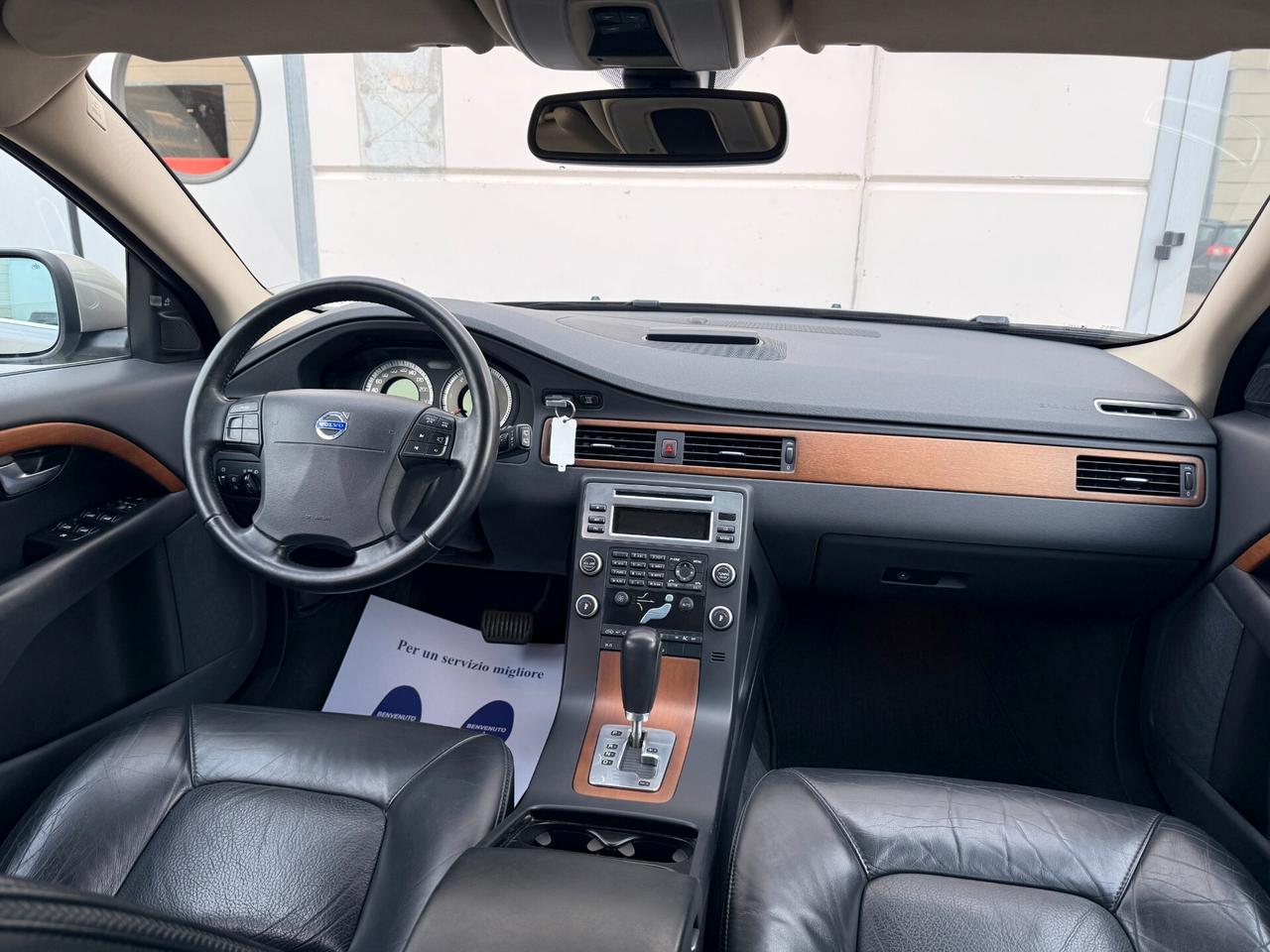 Volvo XC 70 XC70 D5 AWD Summum