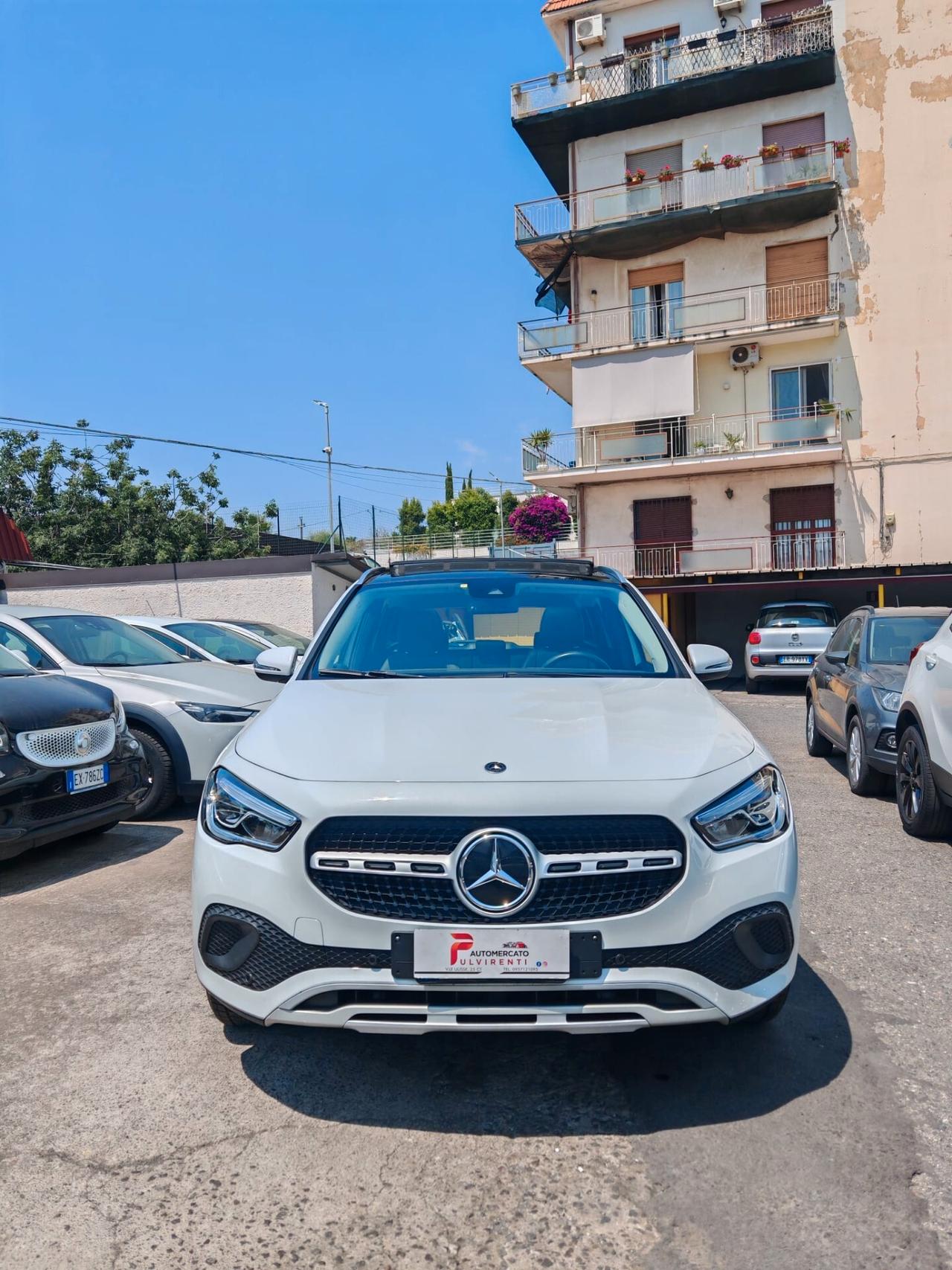 Mercedes-benz GLA 180 GLA 180 d Automatic Tetto apribile